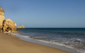 Hopstays Portimão Red - Praia da Rocha Apartment