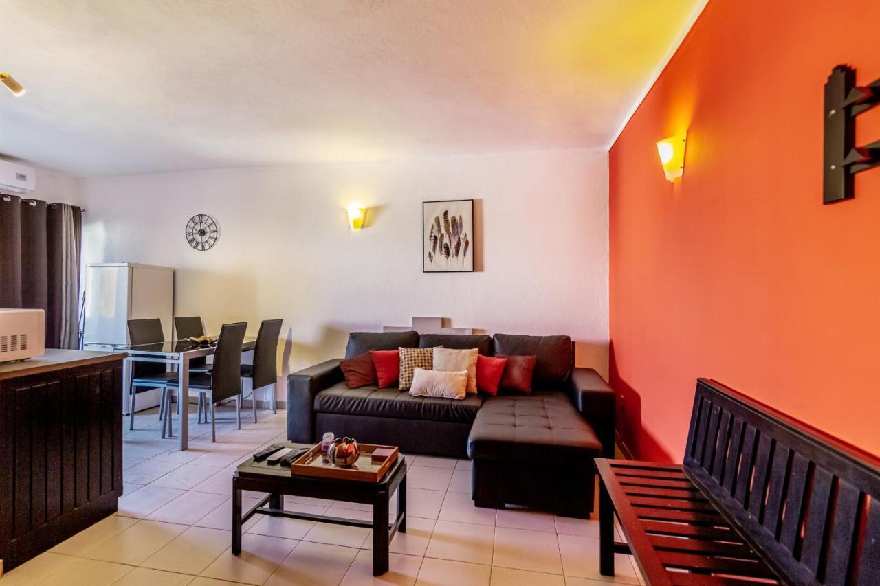 Apartment In Praia Da Rocha With A-C, Terrace In Portimão Exterior foto