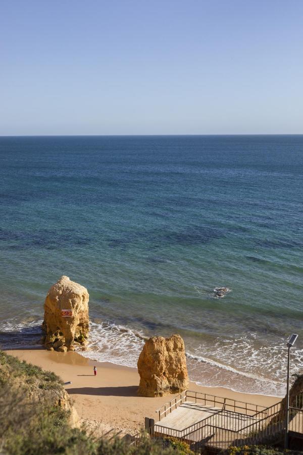 Apartment In Praia Da Rocha With A-C, Terrace In Portimão Exterior foto